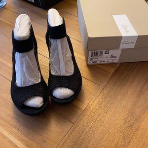 CLARKS Women's Reedly Salene Wedge Sandal